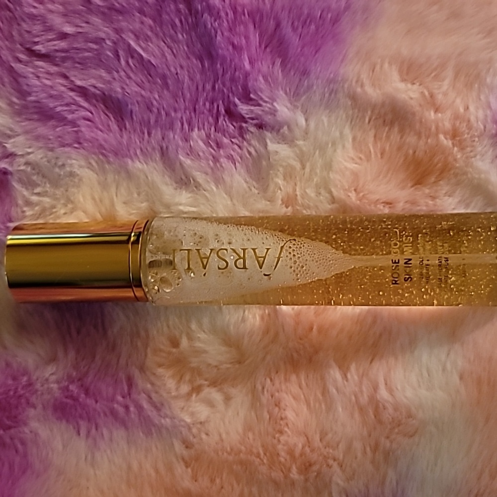 New Farsali Rose gold skin mist